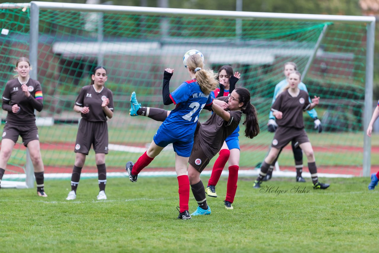 Bild 255 - wCJ VfL Pinneberg3 - St.Pauli : Ergebnis: 2:1